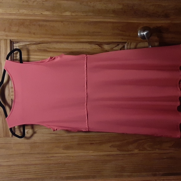 Apt.9 layered front dress. SM. - Picture 3 of 3